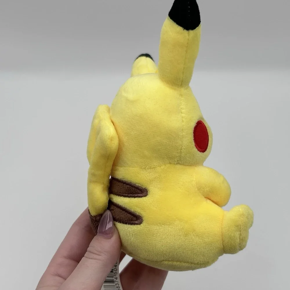 Pokemon Smiling Pikachu Plush Toy Keychain Nintendo Collectible 6